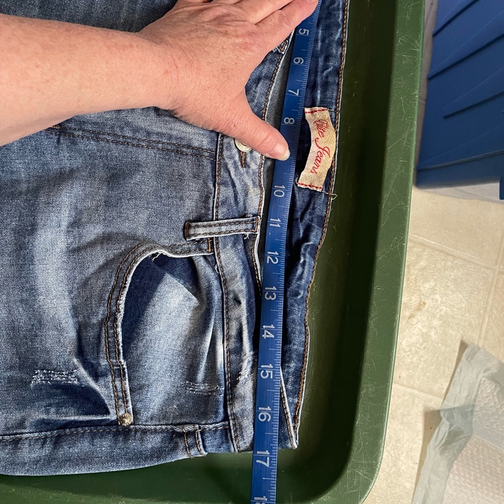 Elite Jeans - Picture 4 of 4